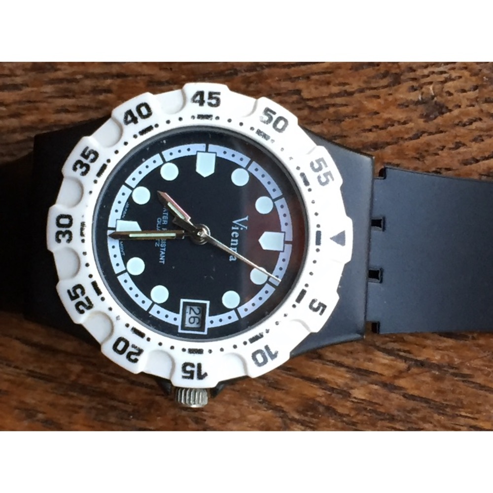 Vintage Vienna WR Diver’s Style Date Watch